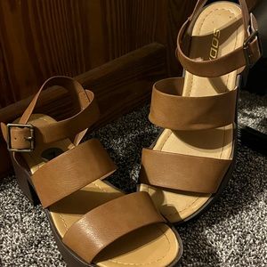 Brown/Nude Platforms